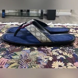 Gucci | Shoes | Gucci Gg Supreme Monogram Mens Thong Web  display picture 2